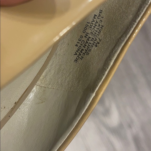 Nine West size 7  3.5” heels - Picture 6 of 6
